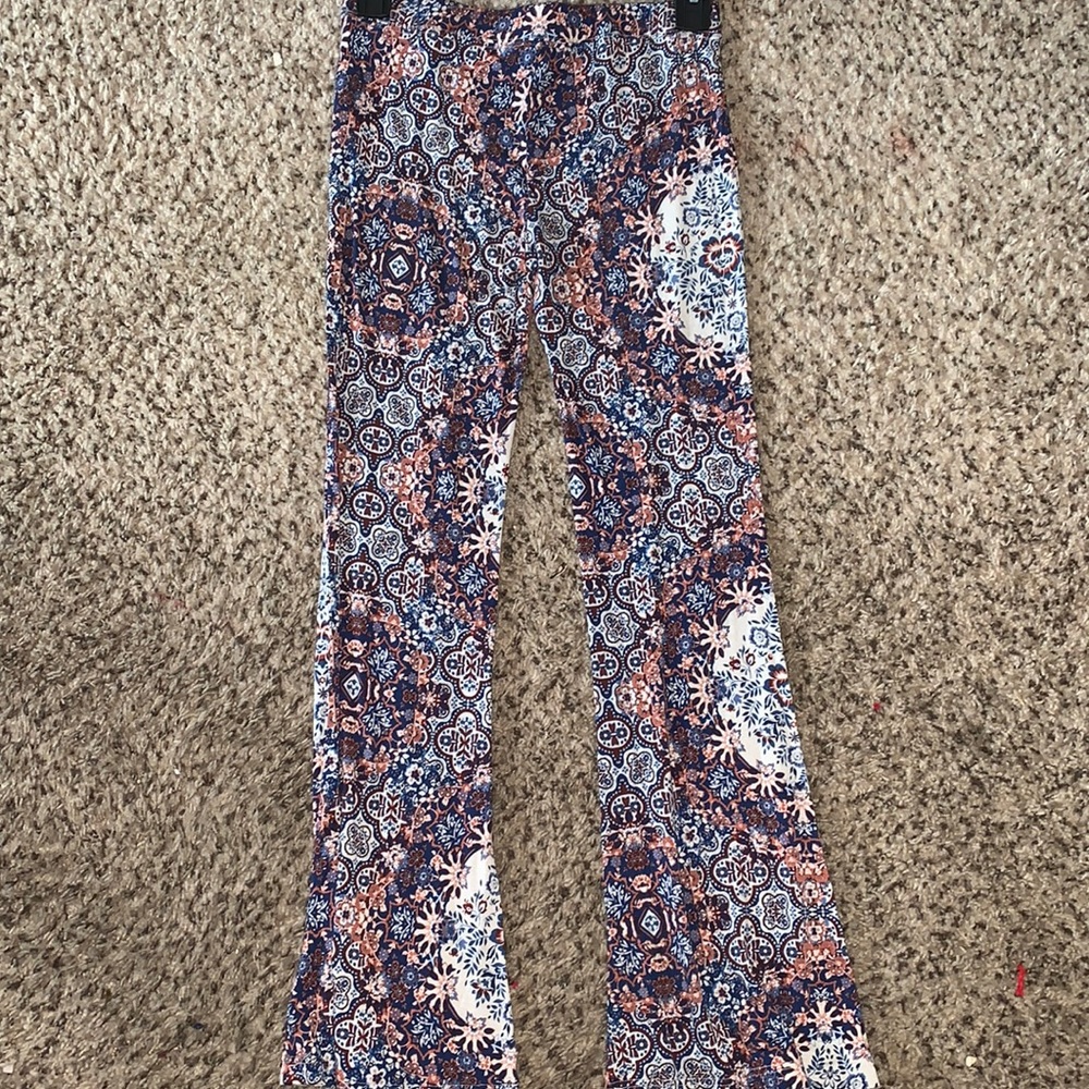 American eagle flared leg pants